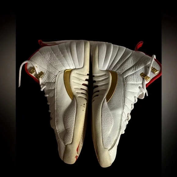 Youth Nike Air Jordan 12 Retro Fiba 130690-107 2019 White Red Metallic Gold - Picture 5 of 9